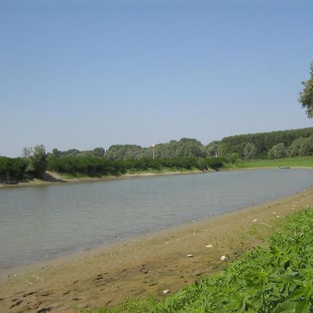 Hostiliae Ciminiera Hotel Ostiglia Εξωτερικό φωτογραφία
