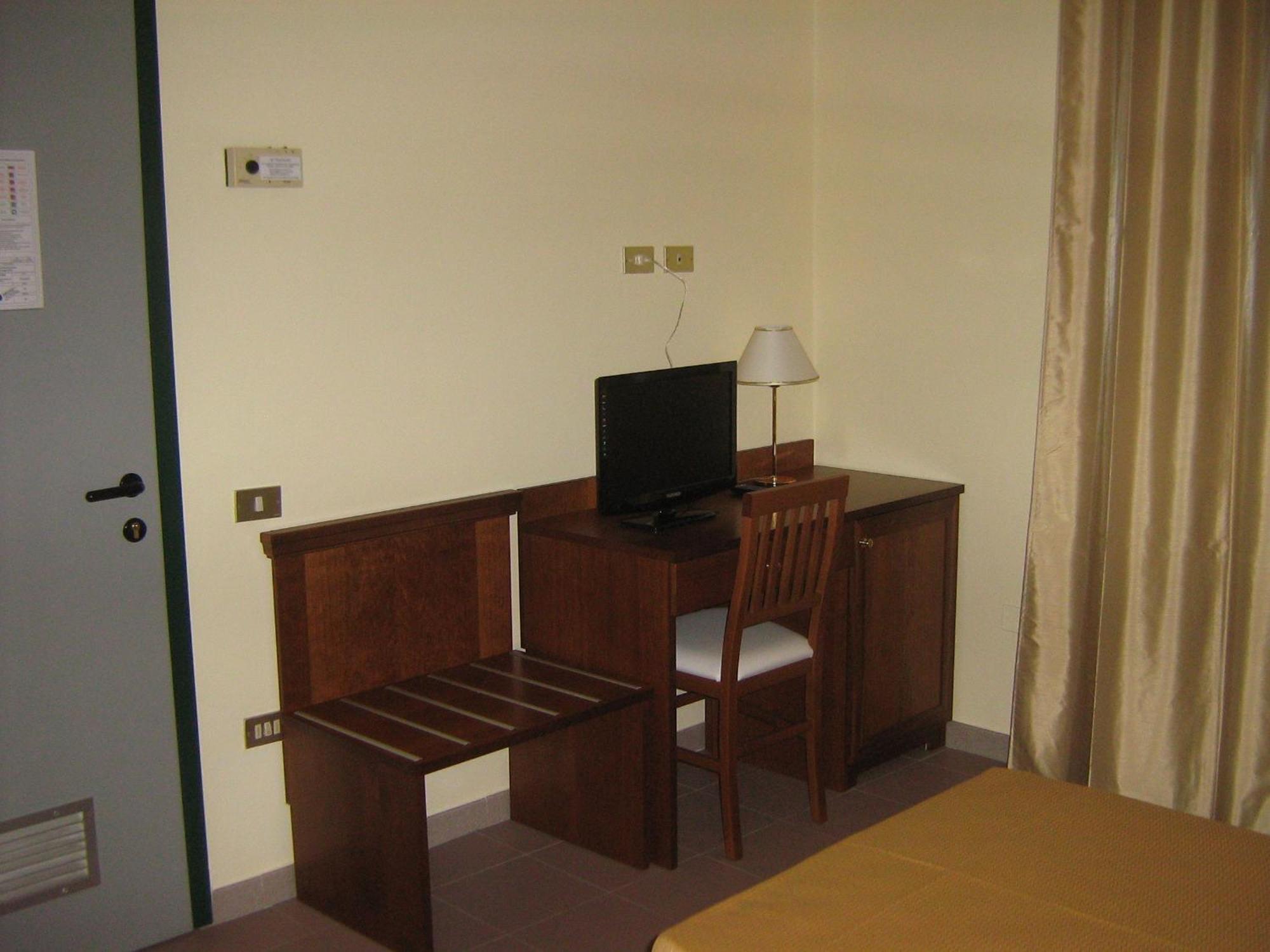 Hostiliae Ciminiera Hotel Ostiglia Εξωτερικό φωτογραφία