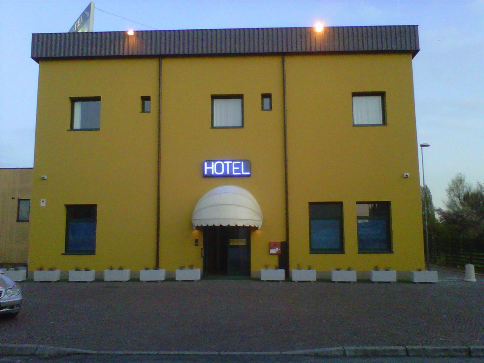 Hostiliae Ciminiera Hotel Ostiglia Εξωτερικό φωτογραφία
