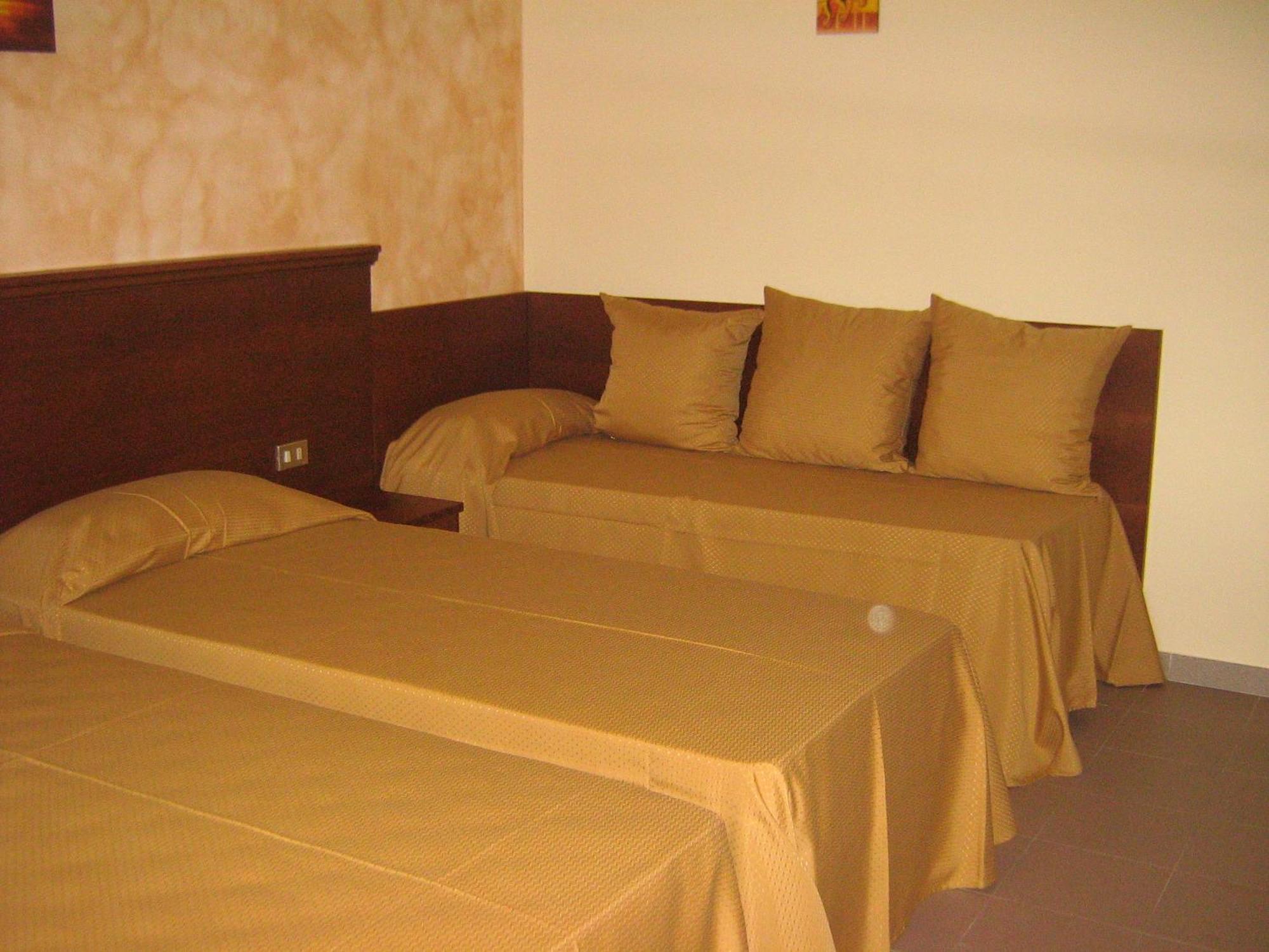 Hostiliae Ciminiera Hotel Ostiglia Εξωτερικό φωτογραφία